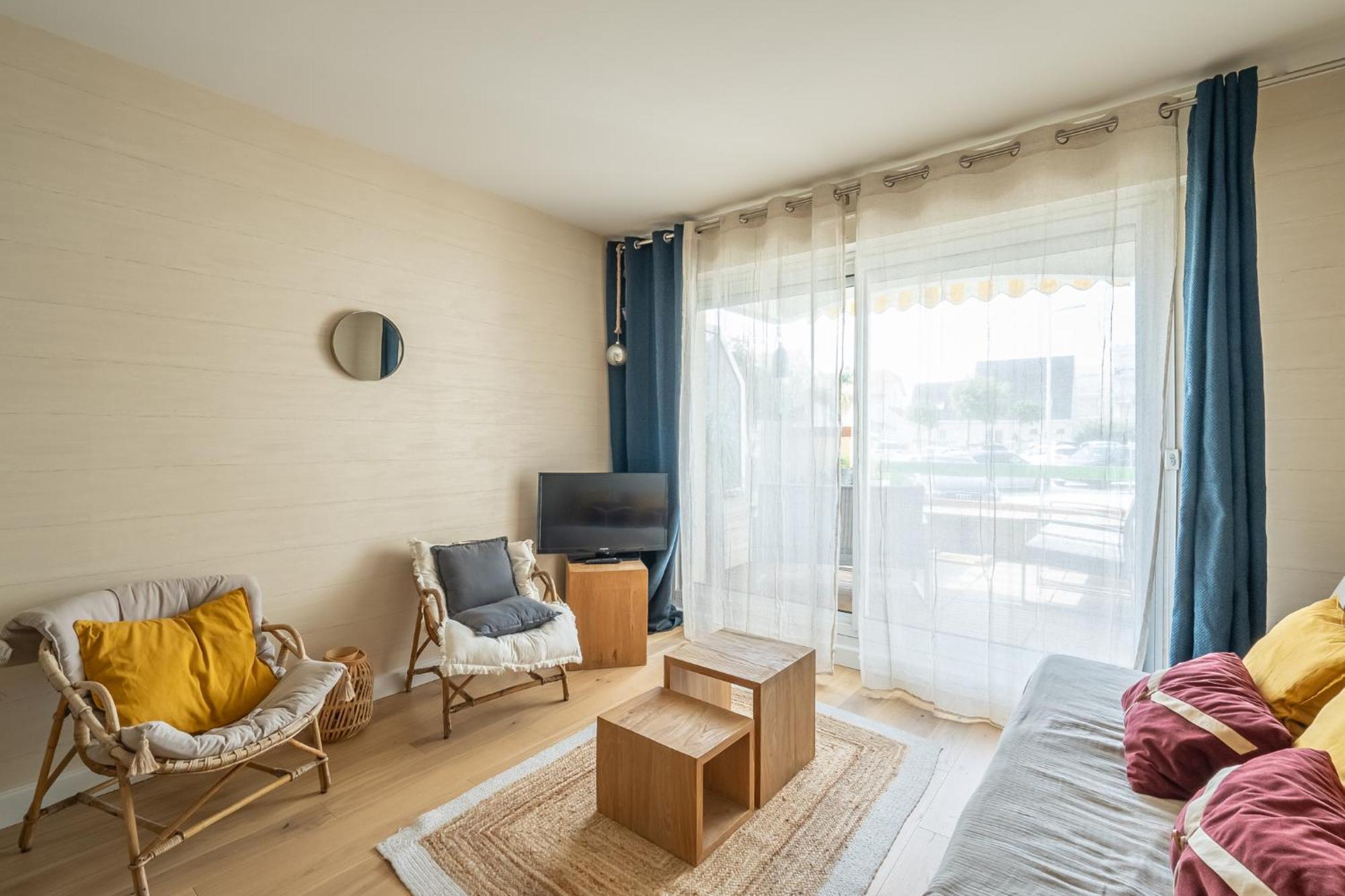 Agreable Appartement Et Terrasse A 2 Pas De La Mer ヴィムルー エクステリア 写真
