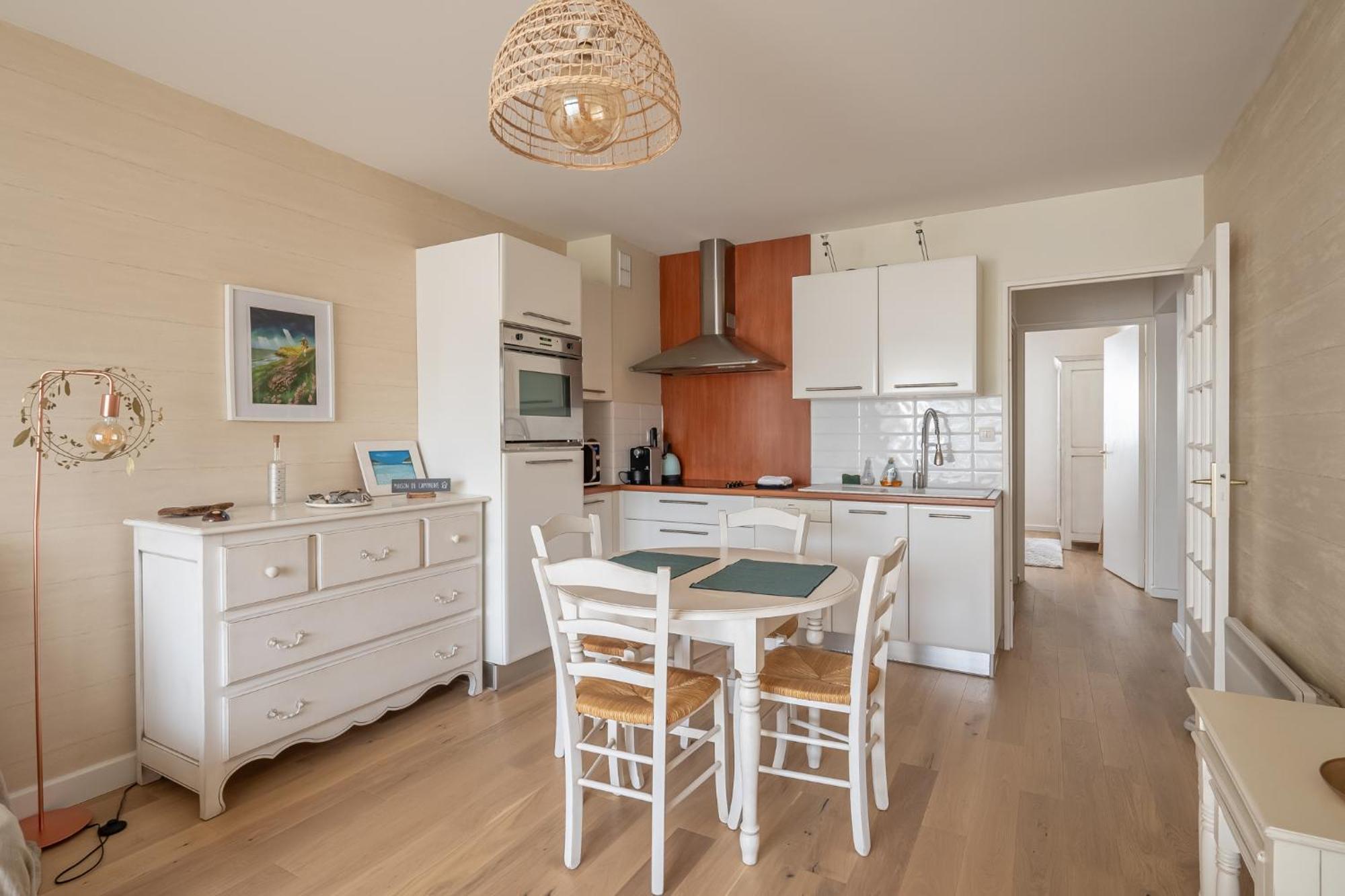 Agreable Appartement Et Terrasse A 2 Pas De La Mer ヴィムルー エクステリア 写真
